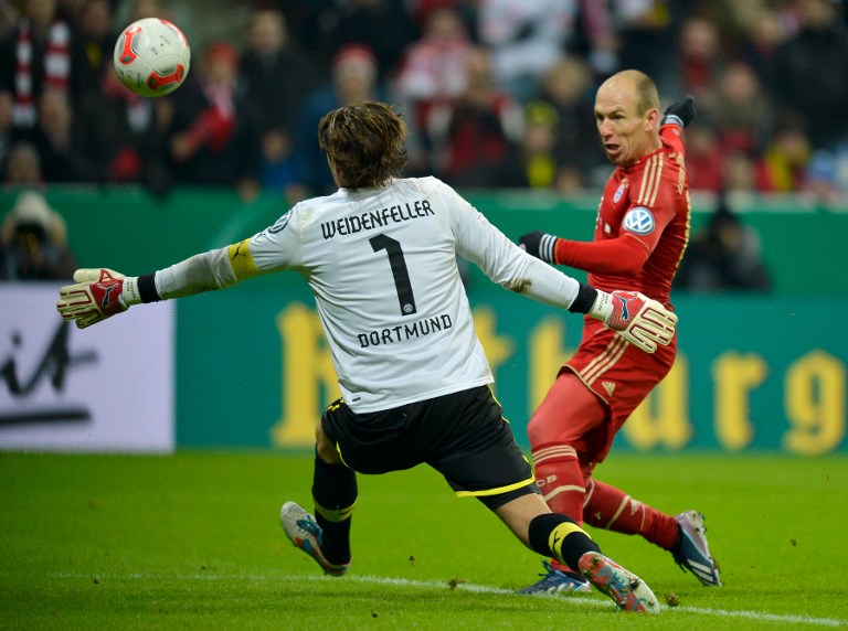 [Image: 55164_55164_Robben_Weidenfeller.jpg]