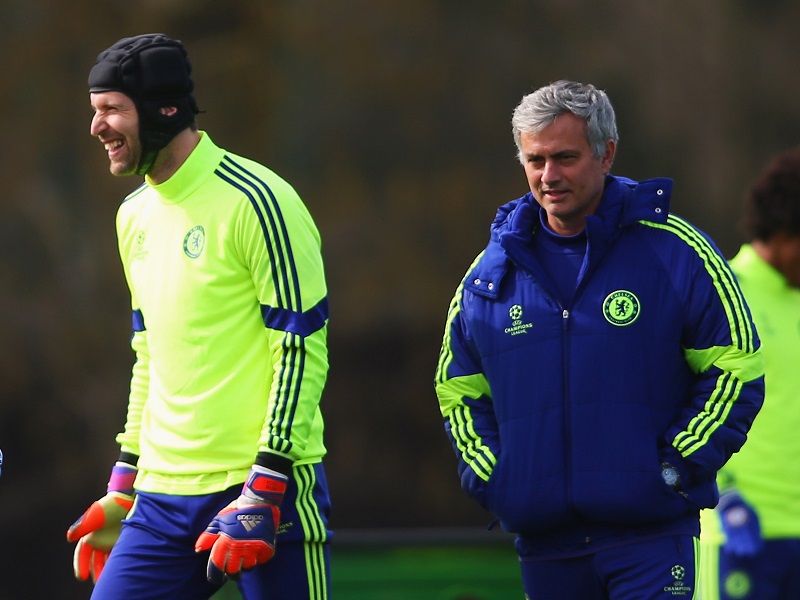 488865_488865_cech_mourinho.jpg